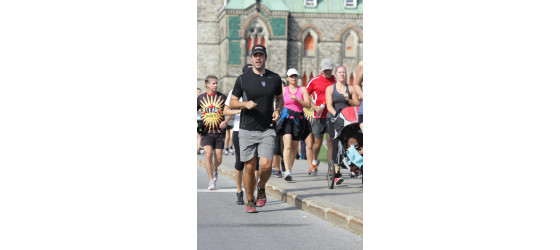 Guest blog: Top 5 Reasons to Register for Run 4 A Cause by @THRIVEwithjoe